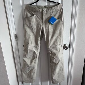 Columbia Women's Size 12 NWT Omni Shield Convertible Pants Beige